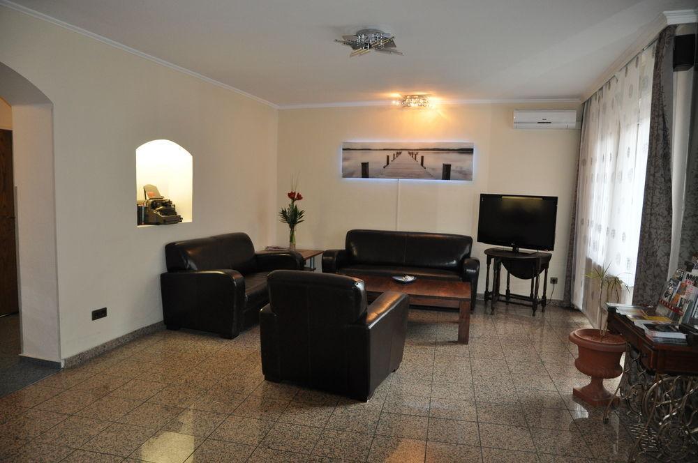 Hotel Astoria Frankfurt am Main ภายนอก รูปภาพ