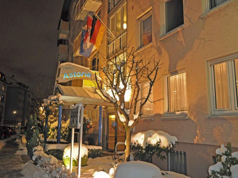 Hotel Astoria Frankfurt am Main ภายนอก รูปภาพ