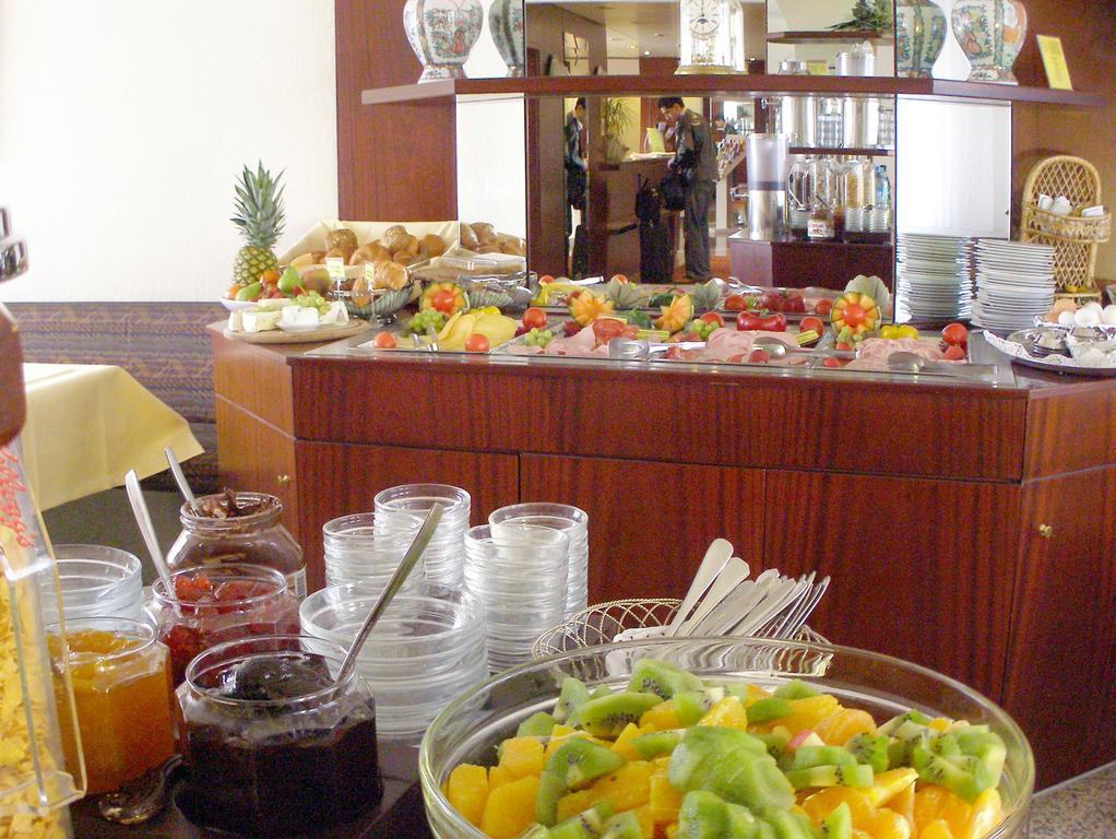 Hotel Astoria Frankfurt am Main ร้านอาหาร รูปภาพ